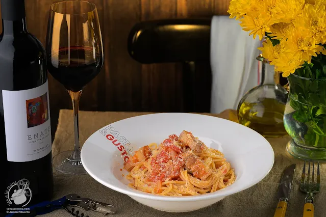 Espaguetis a la Amatriciana