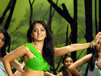  Anushka-102