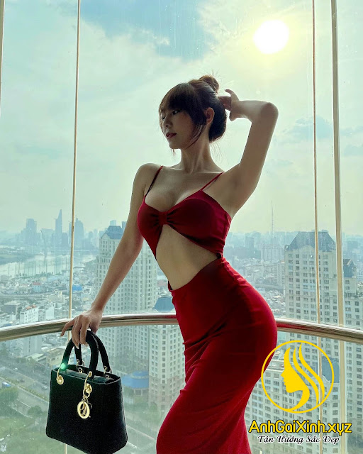 Top 40+ ảnh Kim Chi Hoàng sexy - tiktoker tài sắc vẹn toàn và giấc mơ hoa hậu.