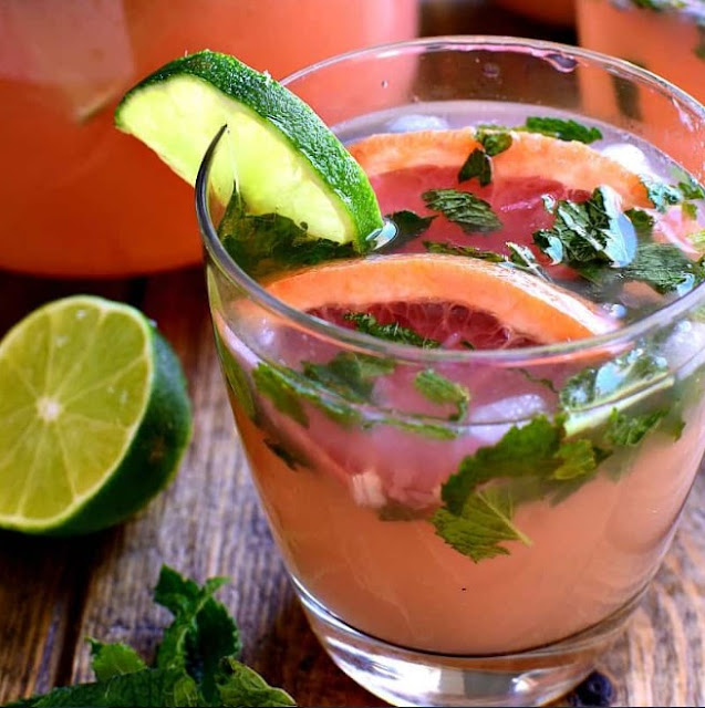 Grapefruit Mojitos 