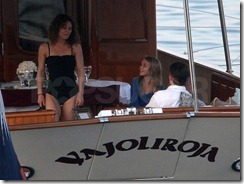 2c9d6a2484f718b9_DEPP_PARADIS_082011_63.preview