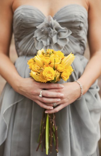 This elegant table arrangement is great for a fall wedding and with a lot of