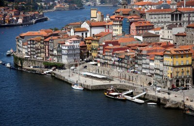 Brasileiro é o turista que mais demora em Portugal