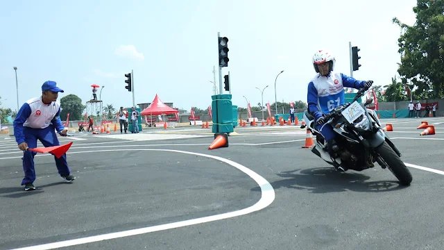 Kompetisi safety Riding