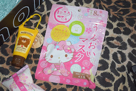 maschera anti rughe giapponese agli estratti di fiori di ciliegio sakura anti age mask japanese anti age mask NoMakeNoLife beauty box cosmetici giapponesi japanese beauty products mariafelicia magno beauty box blonde girls japanese make up make up giapponese