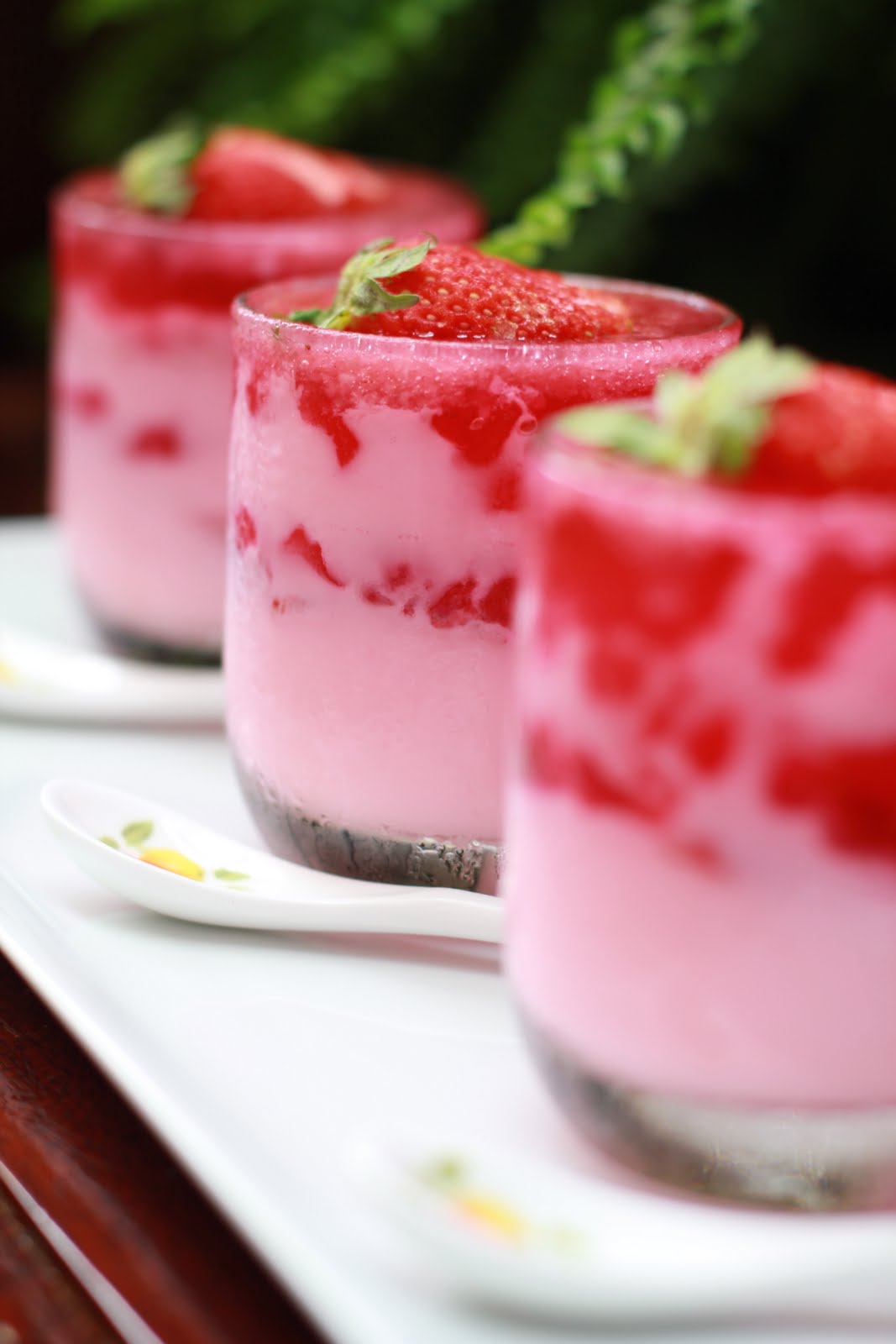 Strawberries Panna Cota Masam Manis