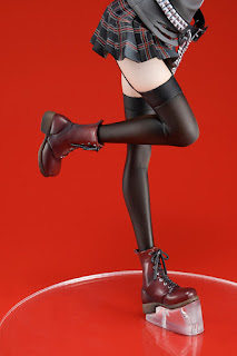 Niijima Makoto 1/7 de Persona 5 Dancing Star Night, AMAKUNI (Hobby Japan).