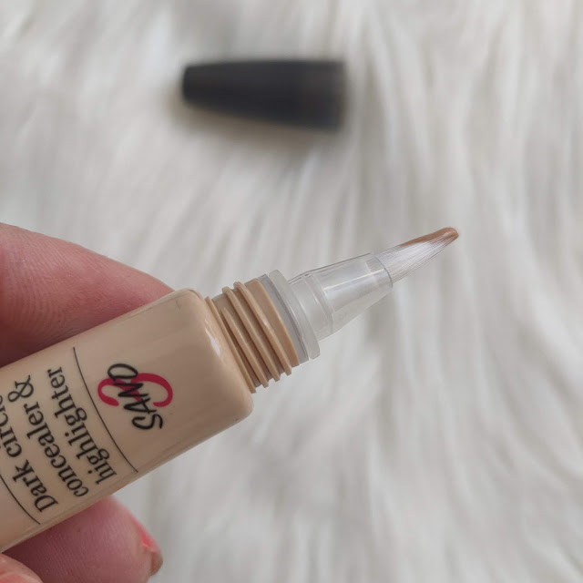 Corrector Perfect Me de DERMACOL - Reseña 03