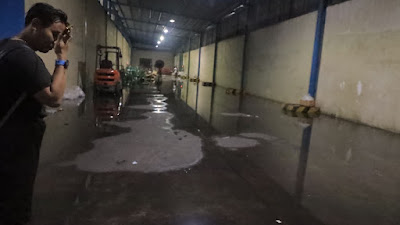 Curah Hujan Tinggi, Pj. Wali Kota Bekasi Monitoring Gudang Logistik KPU di Bekasi Utara