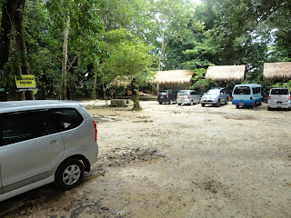 parkiran gua pindul