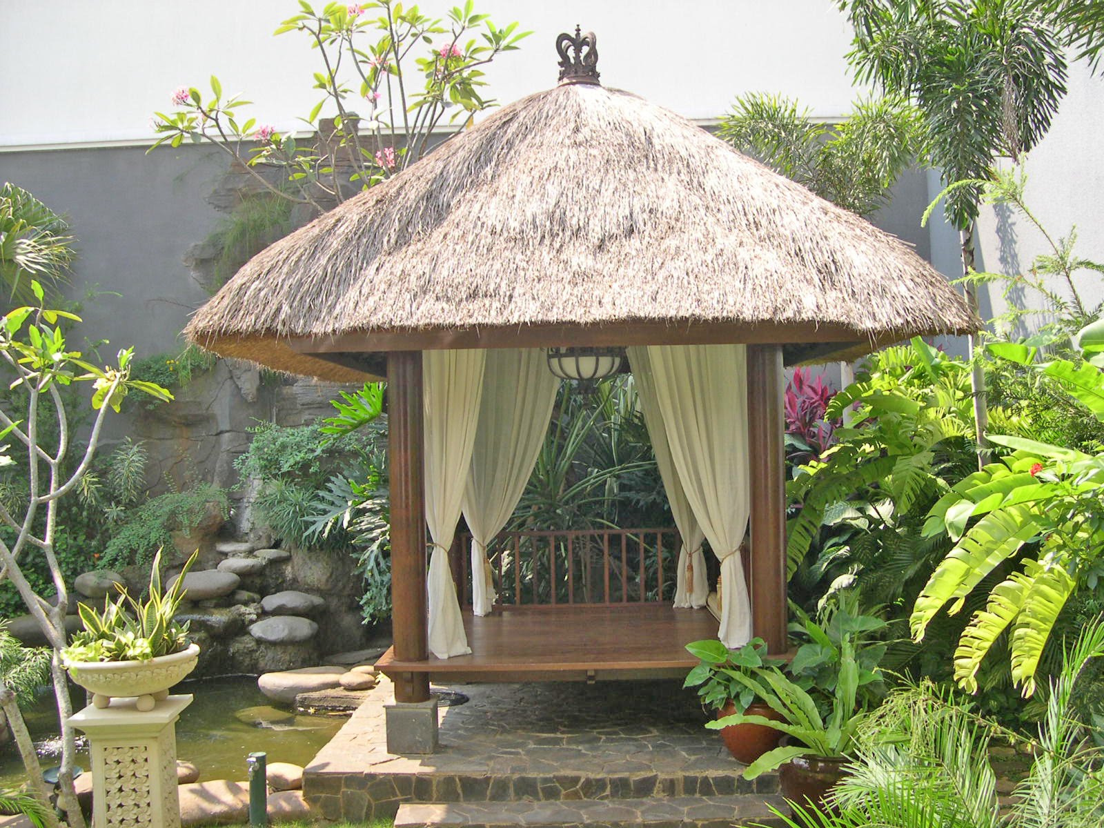 GALERI FOTO GAZEBO DESAIN TAMAN JAKARTA TUKANG TAMAN JAKARTA