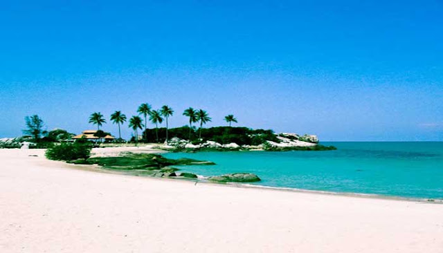 Pantai Terindah Di Pulau Bangka  