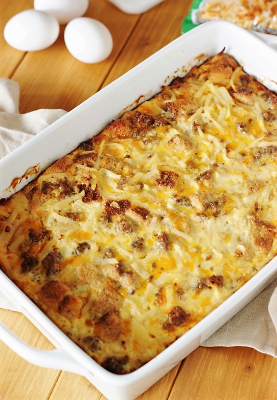 Overnight Egg And Hash Brown Casserole - Slow Cooker Sausage Hash Brown Cheddar Breakfast Casserole Brown Eyed Baker - Bake for one hour, uncovered.