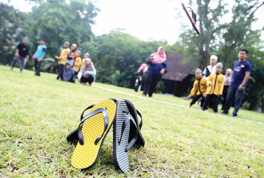 Gambar Permainan Tradisional / Permainan Tradisional Melayu - Guli - We