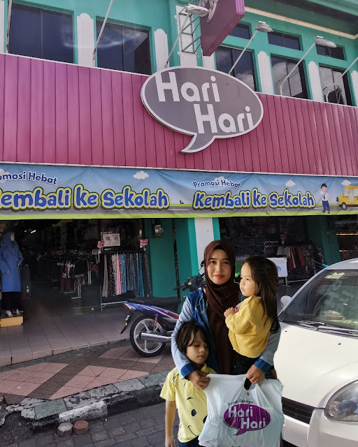 JOM SHOPPING KELENGKAPAN SEKOLAH DI PUSAT PAKAIAN HARI-HARI I ONE STOP CENTRE