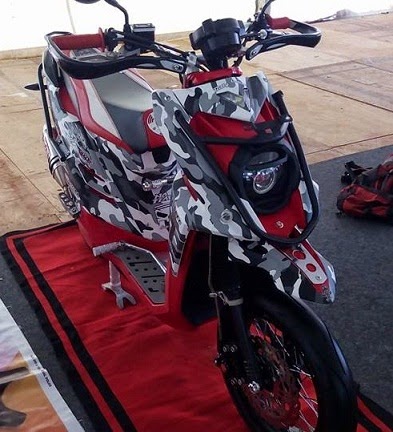 Membuat Tampilan Yamaha X  ride  Ala Supermoto 