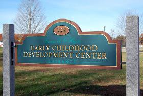 ECDC sign on Oak St