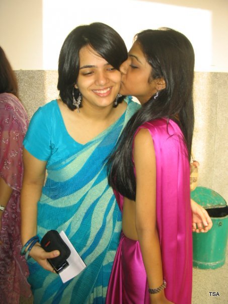 [pakistan+girls+kiss+++indian+girls+kiss+++indian+girls+++pakistam+girls+(8).jpg]