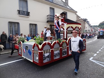 2017.08.13-020 la mairie de Cany