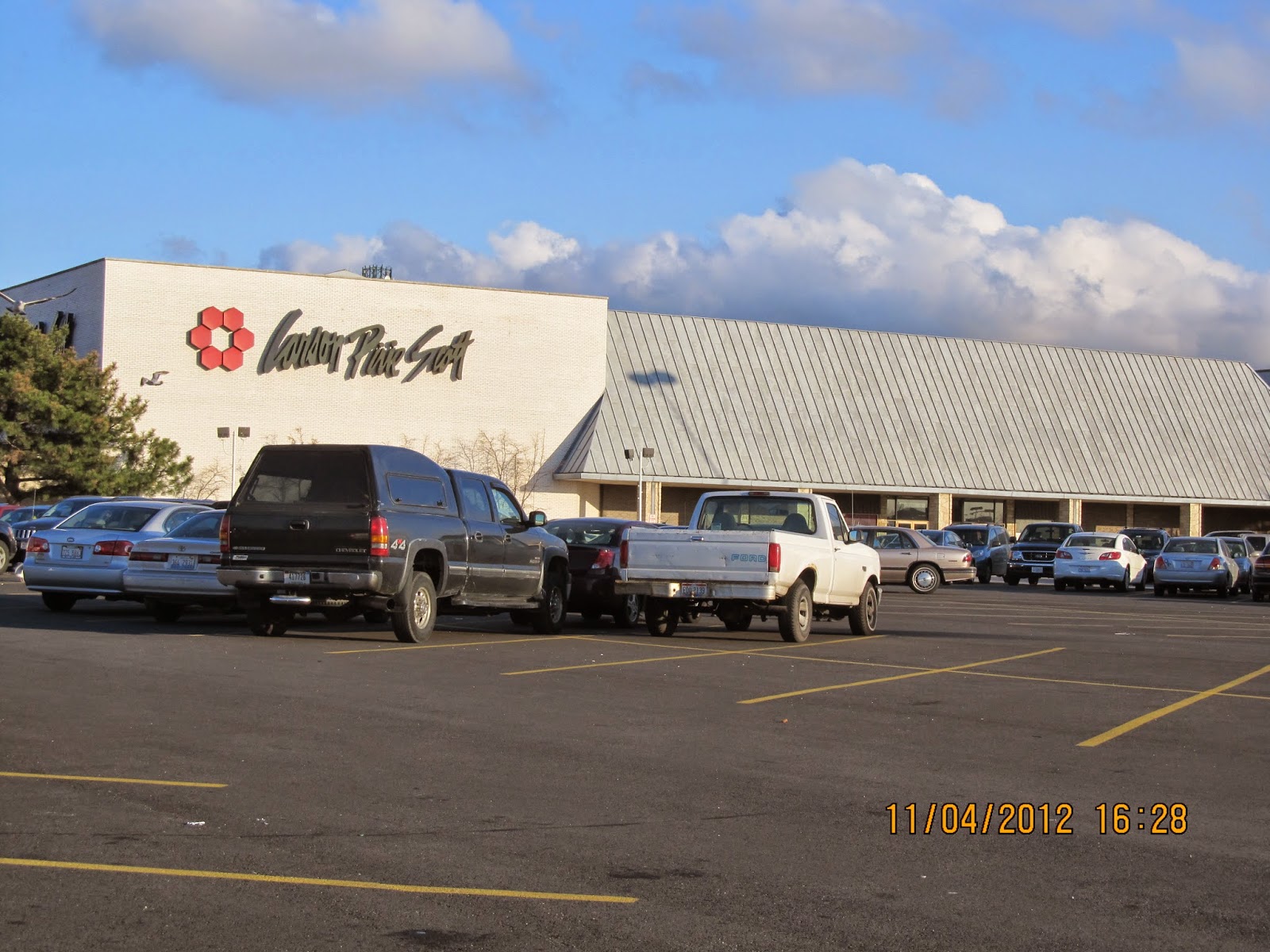 Trip to the Mall: River Oaks Center- (Calumet City, IL)