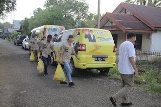 Tim Bentukan Super Peduli di Soppeng Terus Melanjutkan Penyaluran Bantuan Kepada Warga Terdampak Musibah