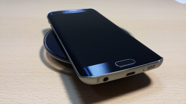 Wireless Charger Samsung : Isi Daya Tanpa Kabel