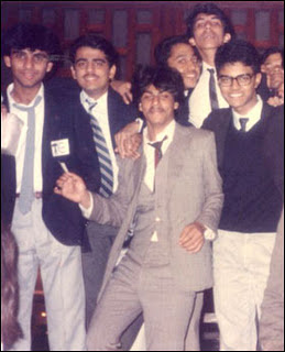 foto Shah Rukh Khan jaman dulu - MUNSYPEDIA