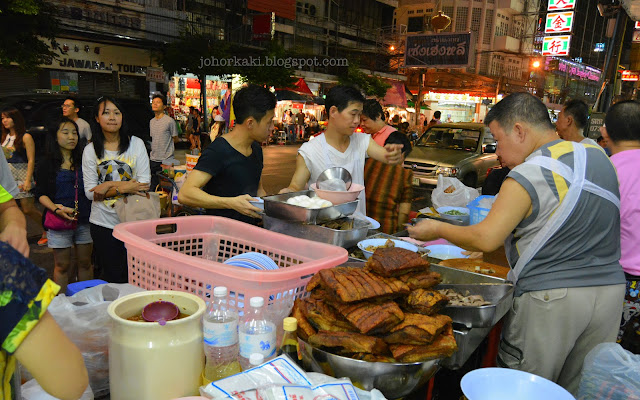 Kway-Chap-Food-Yaowarat-Chinatown-Bangkok