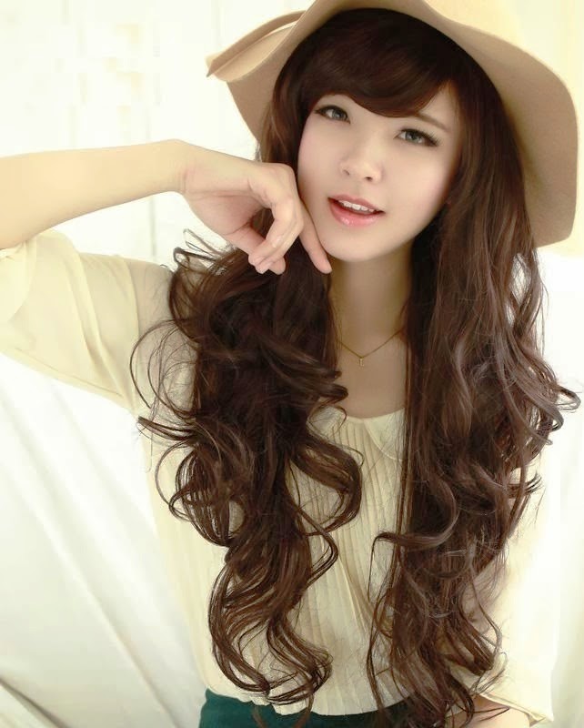  Model  Rambut  Keriting Gantung Terbaru hairstylegalleries com