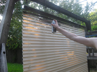 Frugal Home Ideas: Spray Painting Blinds