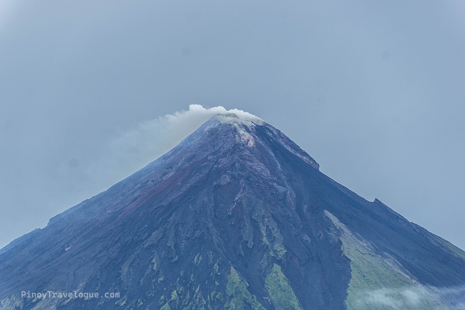 Mayon's billowing tip up close