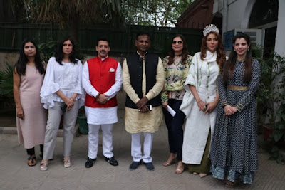 Noted designers to promote Ahimsa Silk and Khadi:The Fabric of Freedom and Harmony