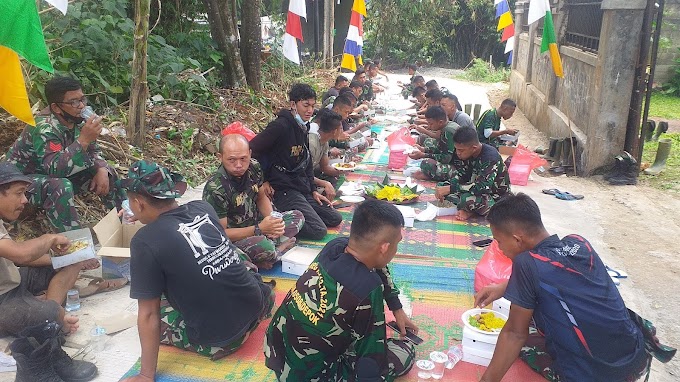 Satgas TMMD Bersama Warga Gelar Syukuran HUT TNI Ke-76. Warga Siapkan Organ Tunggal