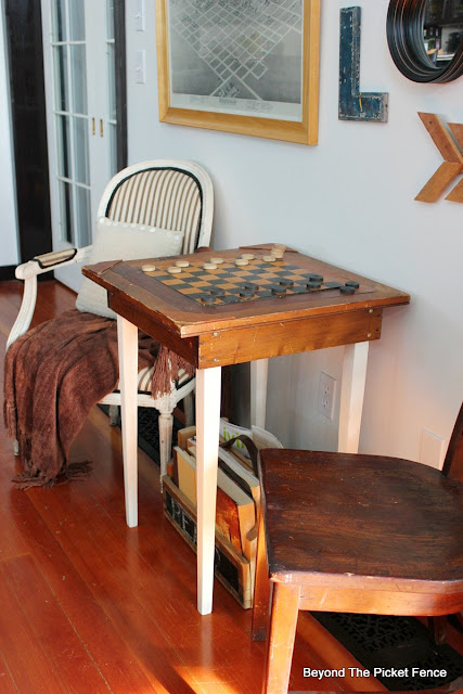 checkers, table, antiques, game table, vintage, side table, old schoolhouse, http://bec4-beyondthepicketfence.blogspot.com/2016/02/checkers-table.html