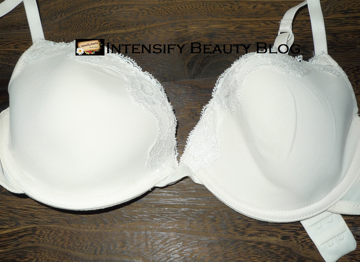 Myra Voices!: International Foundation and Garments (IFG) Bra in Vanilla