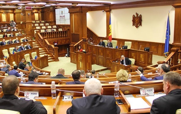 Парламент Молдови визнав країну "захопленою"