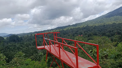 Melihat Puncak Langit Tunggorono di Desa Kalimanis Doko