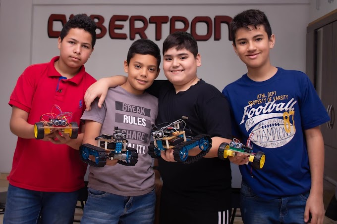 Curso de Robotica en Cybertronic