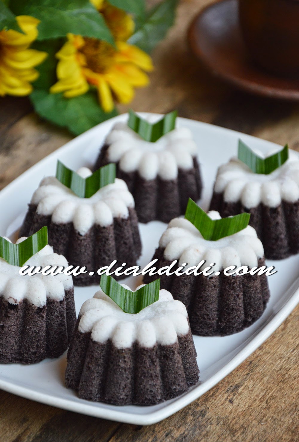 Diah Didi's Kitchen: Putu Ayu Ketan Hitam