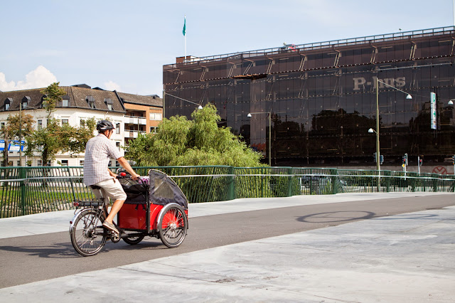 Malmo-Lungofiume-Persone