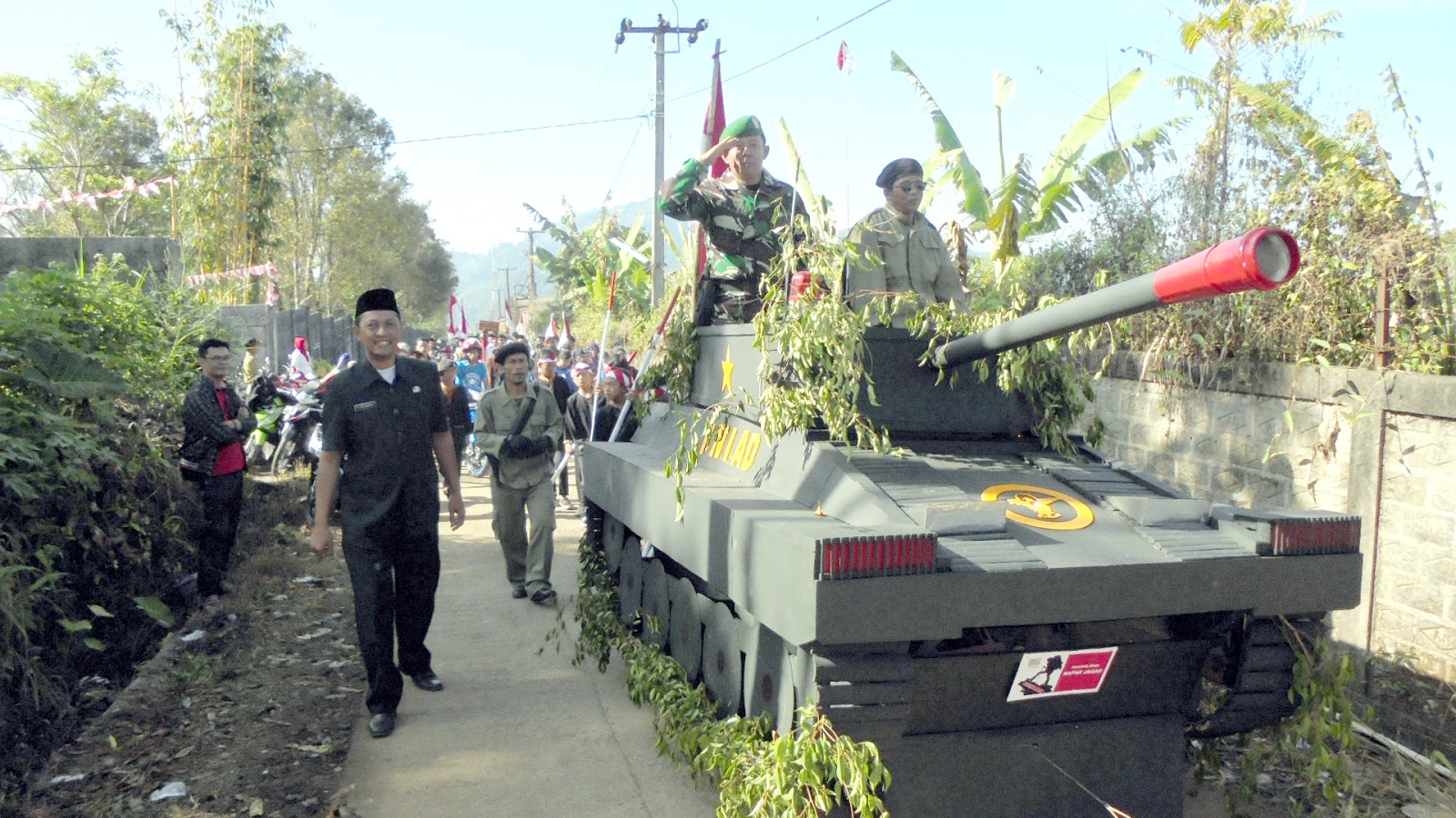 Gekbrong Diserang Tank TNI AD Radar Cianjur Lebih Cepat Lebih