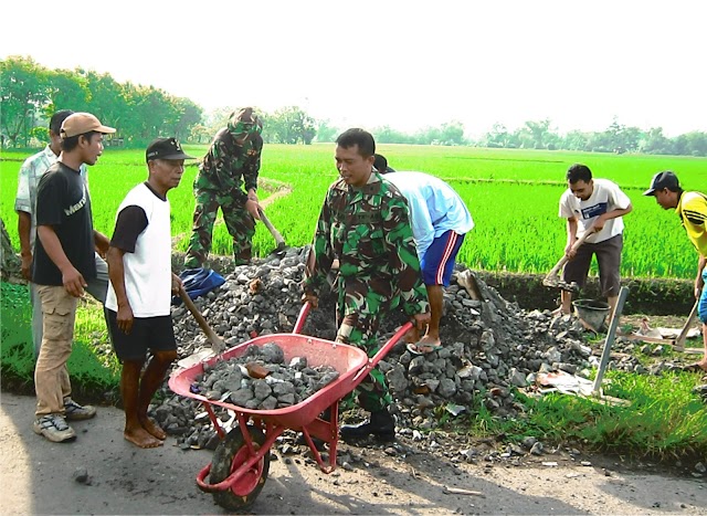 KARYA BHAKTI PENGASPALAN JALAN