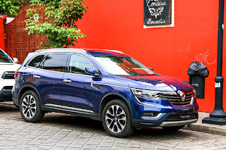 Découvrez une Renault Koleos en occasion © image libre de droits Google