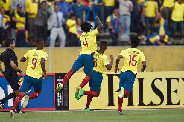 La selección de Ecuador tuvo una debacle que las tiene al borde de la eliminación del mundial