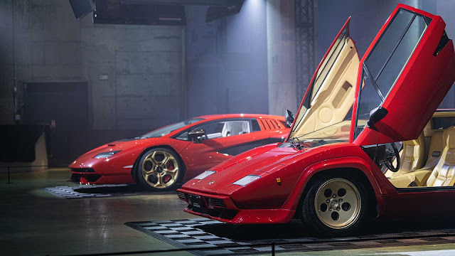 New Lamborghini Countach Lands In Japan