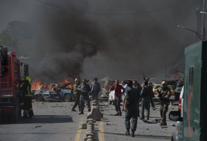 Autobomba a Kabul: almeno 9 feriti