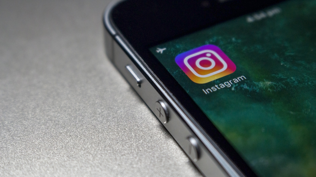 Instagram apresenta instabilidade e fica fora do ar em vários países