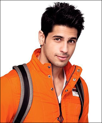 Siddharth Malhotra HD Wallpaper Free Download