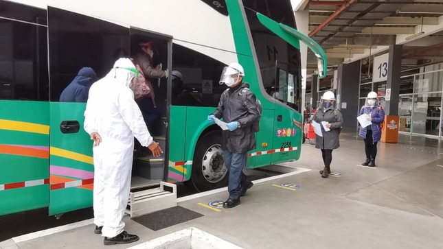 Recomendaciones para los que viajan en buses interprovinciales a fin de evitar el contagio del Covid-19