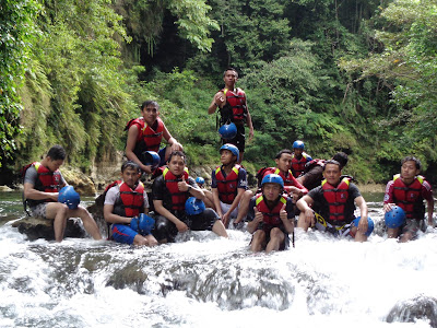 Body rafting green canyon pangandaran indonesia